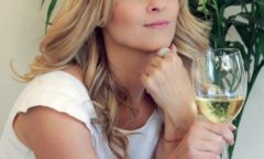 Pestana Hotel Group realiza live sobre vinhos com a sommelier Debora Breginski