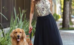 Claudia Métne desfila em prol dos pets