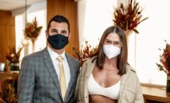 Deborah Secco trata vasinhos com o Dr. Gustavo Marcatto