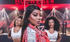 Ludmilla participa do show Half Time da NBA