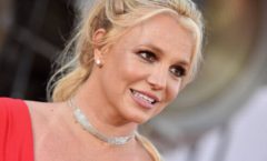 Britney Spears diz estar aliviada e esperançosa por mudanças após depoimento contra tutela do pai