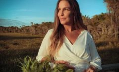 Após cobrança, Ivete Sangalo diz que não se sente representada pelo governo.