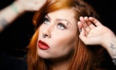 “Tempo de Brincar”: Pitty resgata o bom e velho rock em novo single