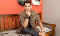 Lucas  Avilla interpreta “Ainda tô ai” do Eduardo Costa e “Convite de Casamento” do Gian e Giovani