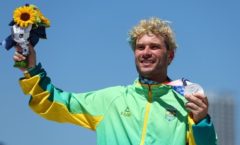 Pedro Barros é prata no skate park em prova com brilho australiano