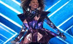 The Masked Singer Brasil: Gata Espelhada é a primeira desmascarada na grande final