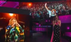 No Grammy Latino, Anitta homenageia Marília Mendonça: “me dói o coração”