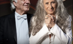 Sold out no show “João Carlos Martins e Maria Bethânia In Concert – de Beethoven a Bethânia”, no Qualistage.