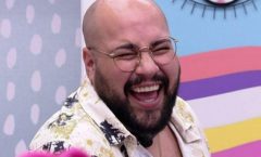Perfil oficial do SBT celebra a vitória de Tiago Abravanel na prova do líder no BBB22