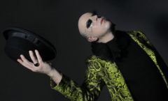 Johnny Monster lança álbum Futuro Perplexo