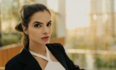Pamela Duarte, jovem empreendedora que começou sua jornada aos 13 anos e hoje é gestora de tráfego de grandes experts