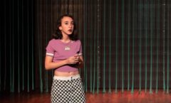 Paola Rabetti volta ao palco com espetáculo Muito Barulho por Nada