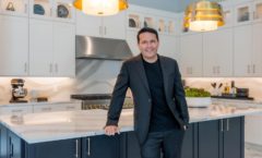 Corretor Daniel Dourado alerta para oportunidades no mercado imobiliário na cidade mais visitada do mundo