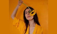Uma das novas vozes da MPB, Andréia Zanella lança single