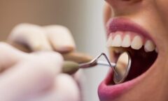 Dia Nacional da Saúde Bucal: Cirurgiã dentista, Dra. Kátia Blume fala sobre a importância dos cuidados básicos com a higiene da boca