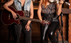 Letícia  & Vanessa divulgam o clipe de Menina de Rua
