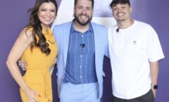 Em entrevista ao ‘Foi Mau’, Amanda Françozo relembra como era ser assistente de palco de Silvio Santos: “Sempre muito atenta”