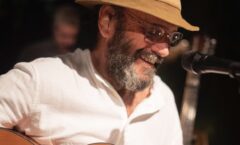 Dezembro: Almir Sater e banda em BH