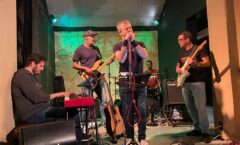 Clássicos do rock dos anos 80 agitam o Américas Shopping