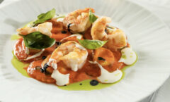 Chef do restaurante italiano Alloro al Miramar, da Rede Windsor Hoteis, ensina receita de massa com tomate