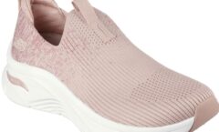 Do trabalho à academia com o novo Skechers Arch Fit Dlux