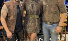 Fernando e Sorocaba gravam DVD Isso É Churrasco On Fire e levam a moda sustentável para o palco com criações exclusivas da fashion stylist Roze Motta