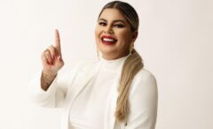 A lash designer Angel Beauty revela o segredo dos fios saudáveis sem manutenção.