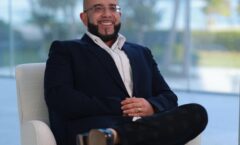 Empresário do segmento hospitalar Roman Shakal compartilha dicas para uma carreira de sucesso