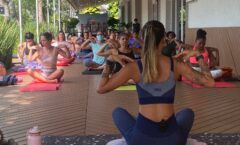 Via Parque Shopping promove aulão de yoga especial de Dia das Mães