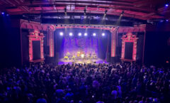 Zeca Pagodinho lota o Le Théâtre L’Olympia de Montréal com o show “Mais Feliz”