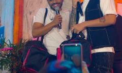 Ao lado de Kadu Martins e Pablo, Evoney Fernandes grava seu primeiro audiovisual em Fortaleza