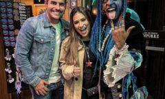 Noite temática em Gramado: cantora Simone Mendes curte momentos memoráveis na Pizzaria Cara de Mau