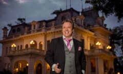 Após turnê pela Itália, tenor Felipe Menegat retorna ao Brasil e anuncia show no Hotel Putini em São Roque