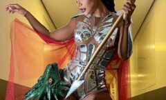Com fantasia sustentável em homenagem à São Jorge, Savia David brilha como Rainha de Bateria da Vila Maria em noite de ensaio técnico